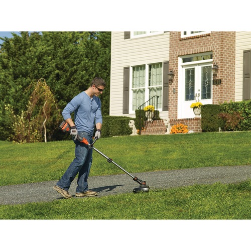Black and Decker - IT 36V Brushless LiIon String Trimmer 30cm swath - STB3620L
