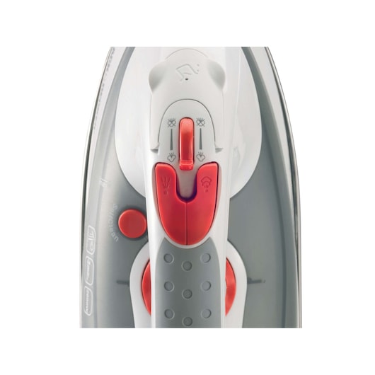 BLACKDECKER XT2030 steam iron top view showing grey and red control buttons and ergonomic handle.